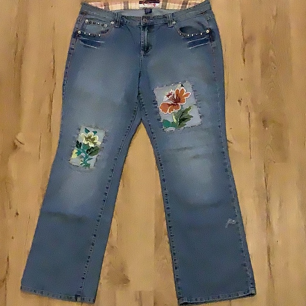 Mwah 14W Tall Long Jeans Mid Rise Straight Leg Hippie Patches Pants 14 x 32